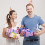 クリスマスプレゼントは彼氏が年上の社会人の場合なにがいい？