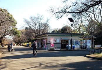 小金井公園ぶらり散歩お腹がすいたら一休み 軽食と売店そしてトイレ