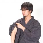 男性の浴衣の着付け方法と簡単な帯の結び方　浴衣で周囲と差をつけよう
